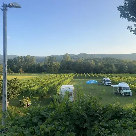 Camping Purple Eye Camp & Winery *